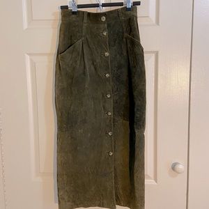 DANIER Suede Green Skirt